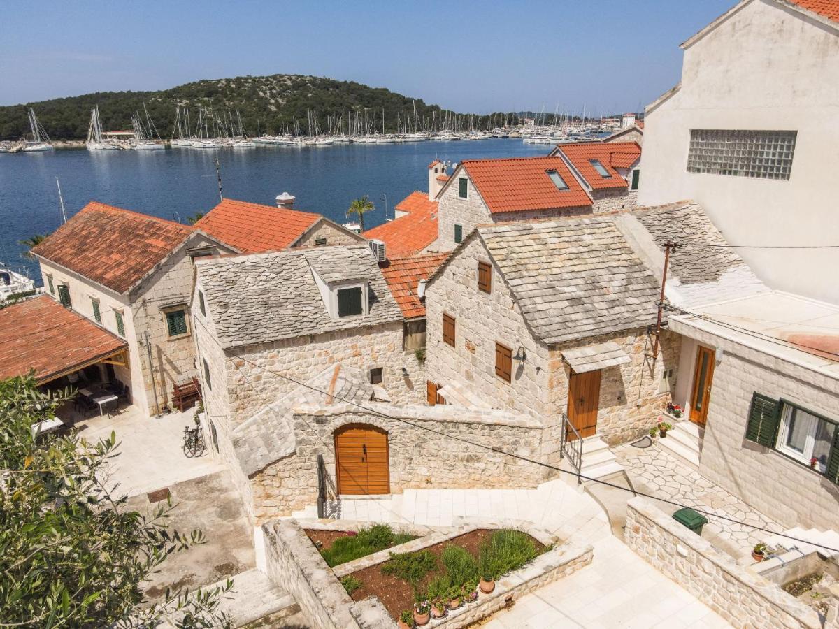 Apartments Mediteraneo Rogoznica Rogoznica  Kültér fotó